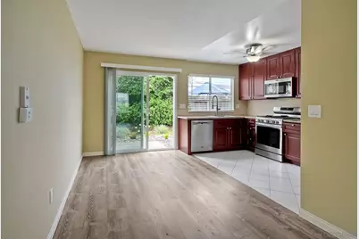  3436 Thunder Dr, Oceanside, CA 92056 - Photo 8