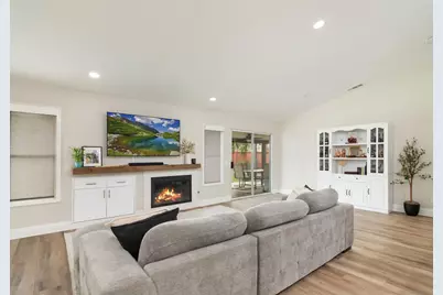  31867 Crecy Dr, Winchester, CA 92596 - Photo 2