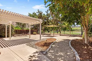 3083 Sprucewood Ln, Escondido, CA 92027 - Photo 2