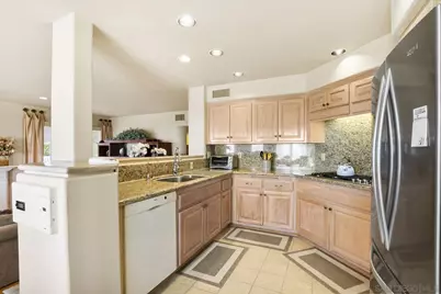  1363 Caminito Batea, La Jolla, CA 92037 - Photo 18