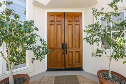  1363 Caminito Batea, La Jolla, CA 92037 - Photo 4