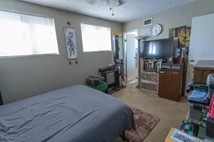 8419 Hudson Dr, San Diego, CA 92119 - Photo 32