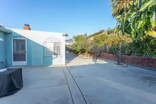 8419 Hudson Dr, San Diego, CA 92119 - Photo 38