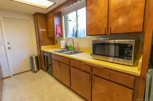 8419 Hudson Dr, San Diego, CA 92119 - Photo 24