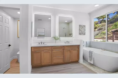  1120 Parkview Dr, Oceanside, CA 92057 - Photo 8