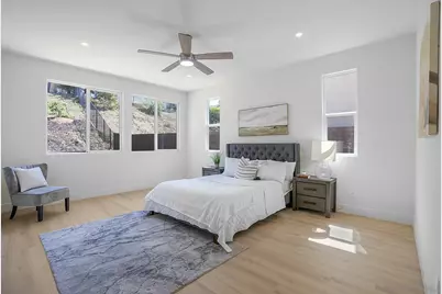  1120 Parkview Dr, Oceanside, CA 92057 - Photo 36