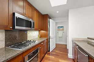 700 W E St, San Diego, CA 92101 - Photo 12