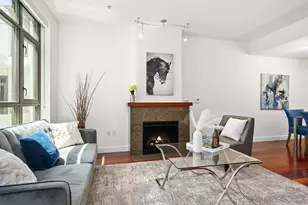 700 W E St, San Diego, CA 92101 - Photo 6