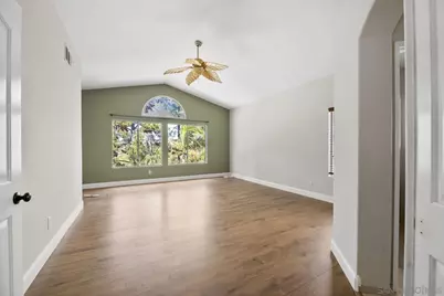  1632 Mountain Pass Cir, Vista, CA 92081 - Photo 20