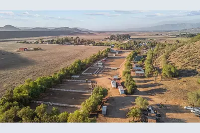  30920 Palm Ave, Hemet, CA 92543 - Photo 48