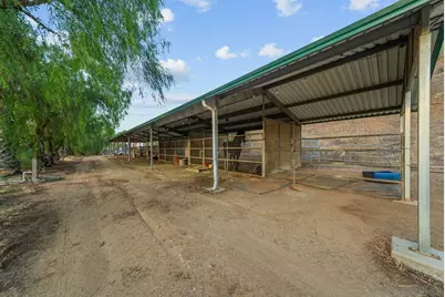  30920 Palm Ave, Hemet, CA 92543 - Photo 34