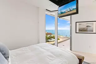 6653 Neptune, La Jolla, CA 92037 - Photo 24