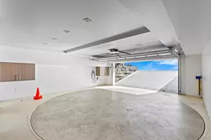 6653 Neptune, La Jolla, CA 92037 - Photo 34