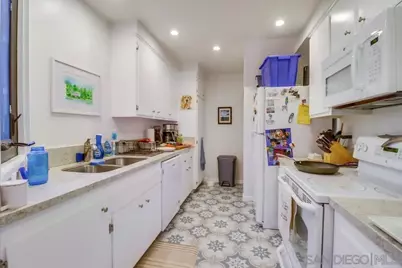  3960 Voltaire St, San Diego, CA 92107 - Photo 1