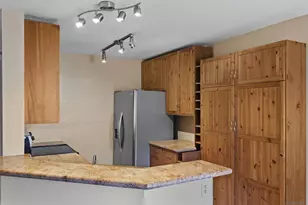 9785 Mesa Springs Way, San Diego, CA 92126 - Photo 14