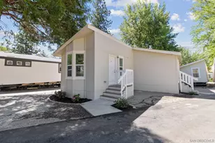 22899 Byron Rd, Crestline, CA 92325 - Photo 2