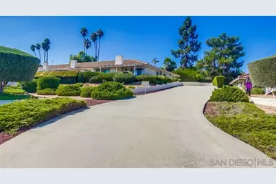  1024 La Tierra Dr, San Marcos, CA 92078 - Photo 2