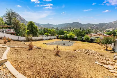  250 Editha Drive, El Cajon, CA 92019 - Photo 2