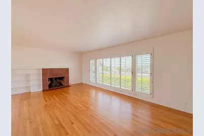  323 Hill Dr, Vista, CA 92083 - Photo 18
