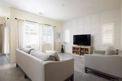  211 Spotted Saddle Way, Fallbrook, CA 92028 - Photo 4