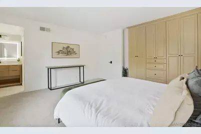  3275 Caminito Eastbluff #203, La Jolla, CA 92037 - Photo 16