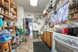 811 S 32nd St, San Diego, CA 92113 - Photo 8