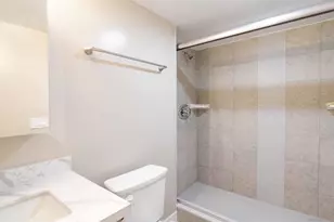 237 Spruce St, San Diego, CA 92103 - Photo 18