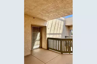 1040 E Washington Ave #33, Escondido, CA 92025 - Photo 2