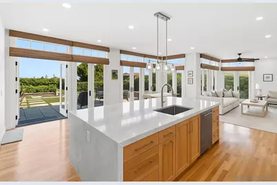  6815 S La Jolla Scenic Drive, La Jolla, CA 92037 - Photo 14