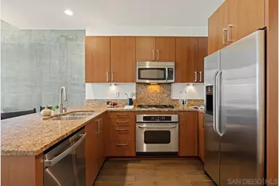  800 The Mark #2103, San Diego, CA 92101 - Photo 2