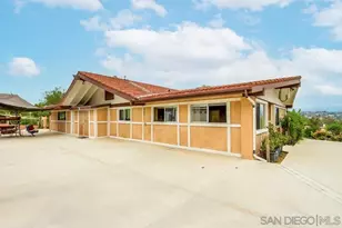 732 Hamilton Ln, Fallbrook, CA 92028 - Photo 8