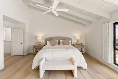  6489 Caminito Catalan, La Jolla, CA 92037 - Photo 16