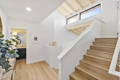  6489 Caminito Catalan, La Jolla, CA 92037 - Photo 2