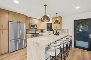 1733 Nautilus St, La Jolla, CA 92037 - Photo 6