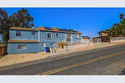  5234 Roswell, San Diego, CA 92114 - Photo 2