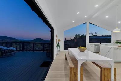  1029 Rainbow Valley Ct, Fallbrook, CA 92028 - Photo 10