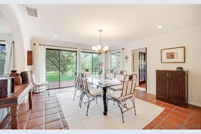  11 Country Glen Rd, Fallbrook, CA 92028 - Photo 12