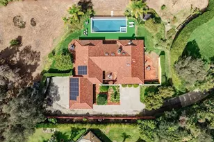 11 Country Glen Rd, Fallbrook, CA 92028 - Photo 2