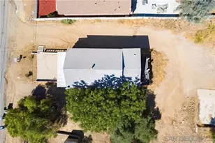 176 Olive St, Lake Elsinore, CA 92530 - Photo 2