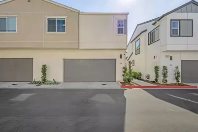  219 Canopy Trails Pl, Fallbrook, CA 92028 - Photo 10