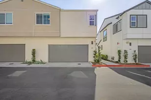 219 Canopy Trails Pl, Fallbrook, CA 92028 - Photo 10