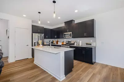  219 Canopy Trails Pl, Fallbrook, CA 92028 - Photo 18