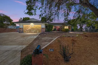  33155 Avenue D, Yucaipa, CA 92399 - Photo 2