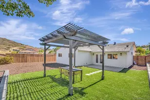 11384 Almazon St, San Diego, CA 92129 - Photo 6