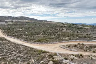 39470 Calle Rio Grande Trail, Temecula, CA 92592 - Photo 18