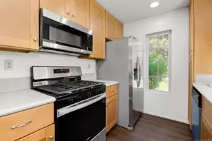 13076 Wimberly Square, San Diego, CA 92128 - Photo 8