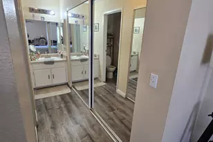 2566 White Oak Pl, Escondido, CA 92027 - Photo 10