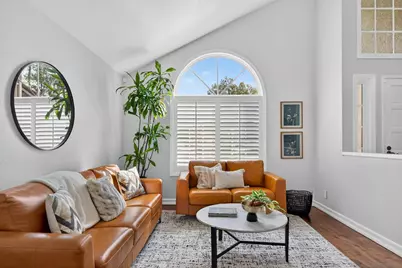  5 San Sebastian, Rancho Santa Margarita, CA 92688 - Photo 4