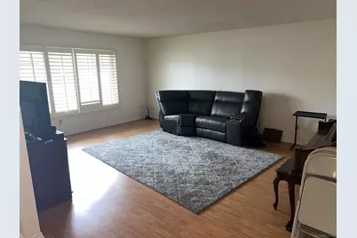  7521 Gateshead St, San Diego, CA 92111 - Photo 2