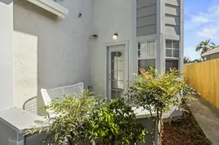 974 Sapphire St, San Diego, CA 92109 - Photo 10